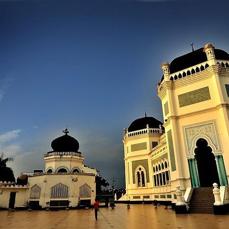 Hotel Madani Medan - Syariah Hotel Exterior foto